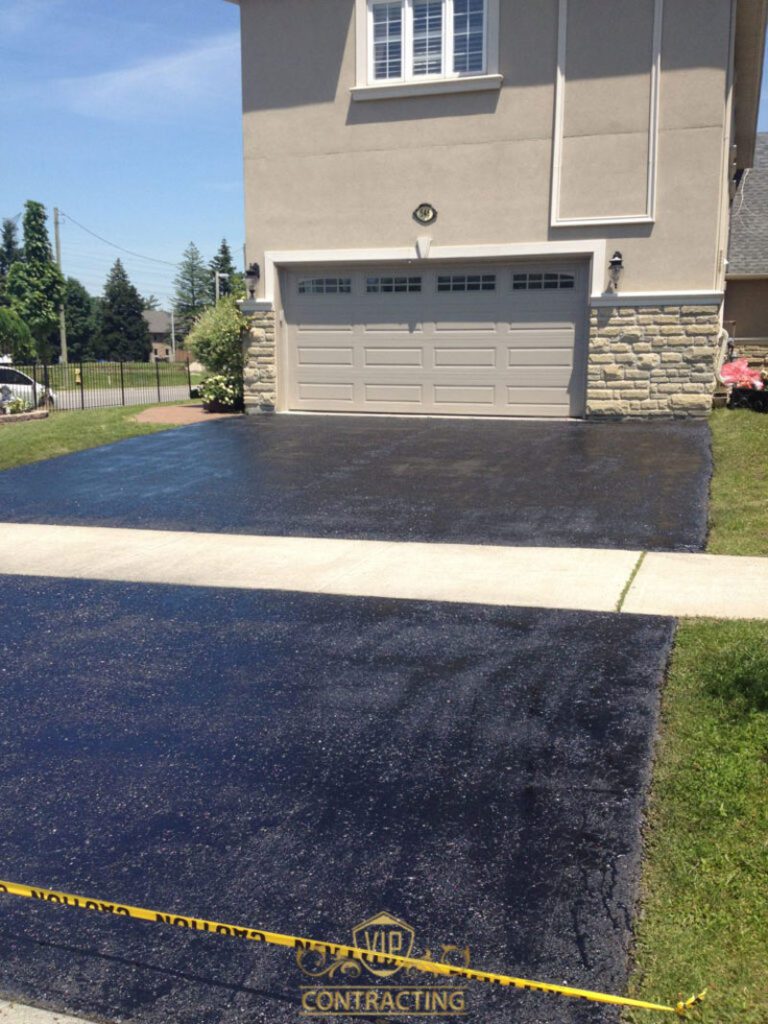 sealing-driveway-Richmond-hill